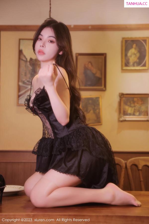   [XiuRen]高清写真图 2023.03.01 No.6339 Aami喵小狐 新人美臀第34张图片